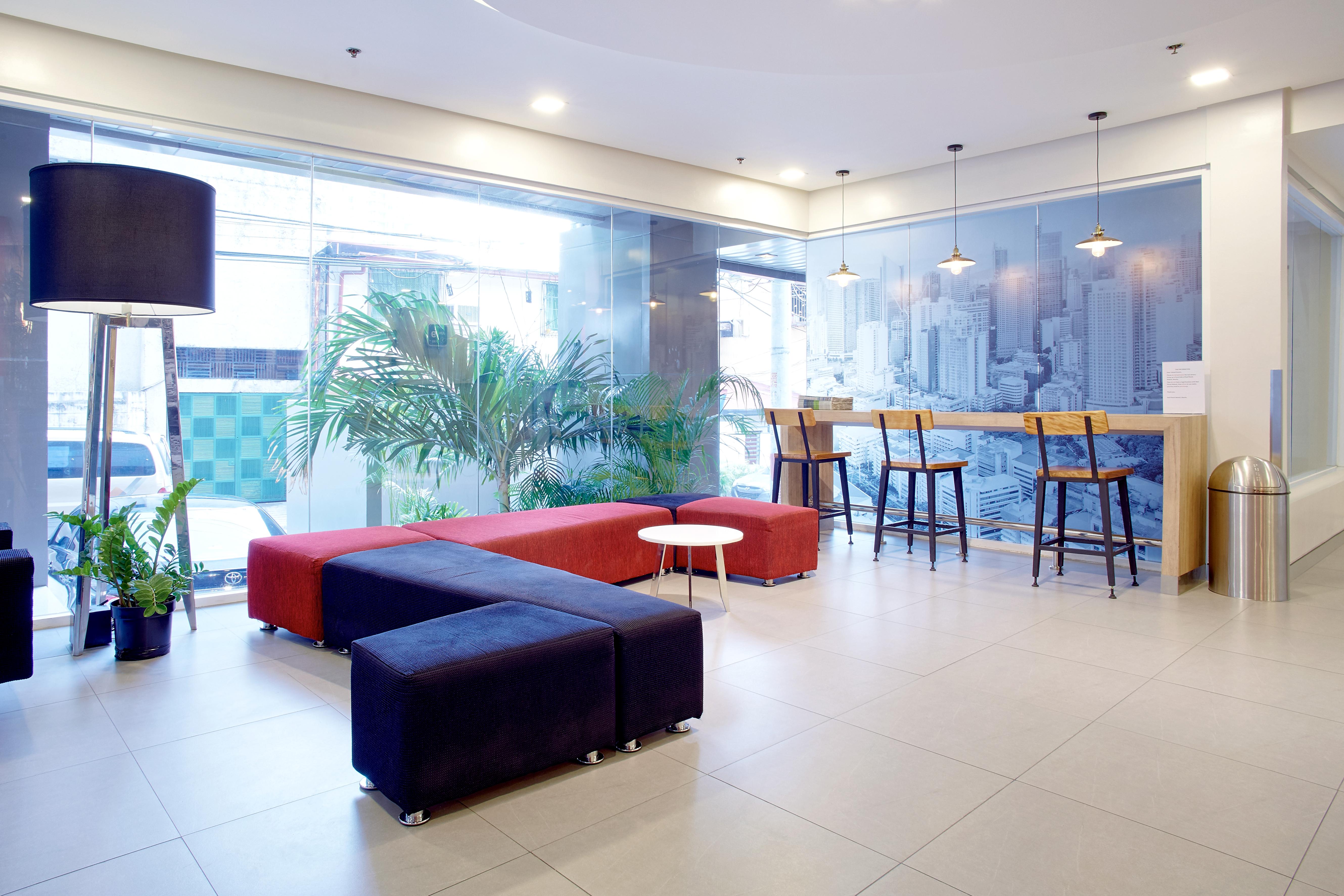 Отель Red Planet Makati Avenue Manila Макати Экстерьер фото